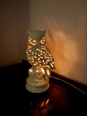 Vintage MCM Ceramic White Owl Lamp